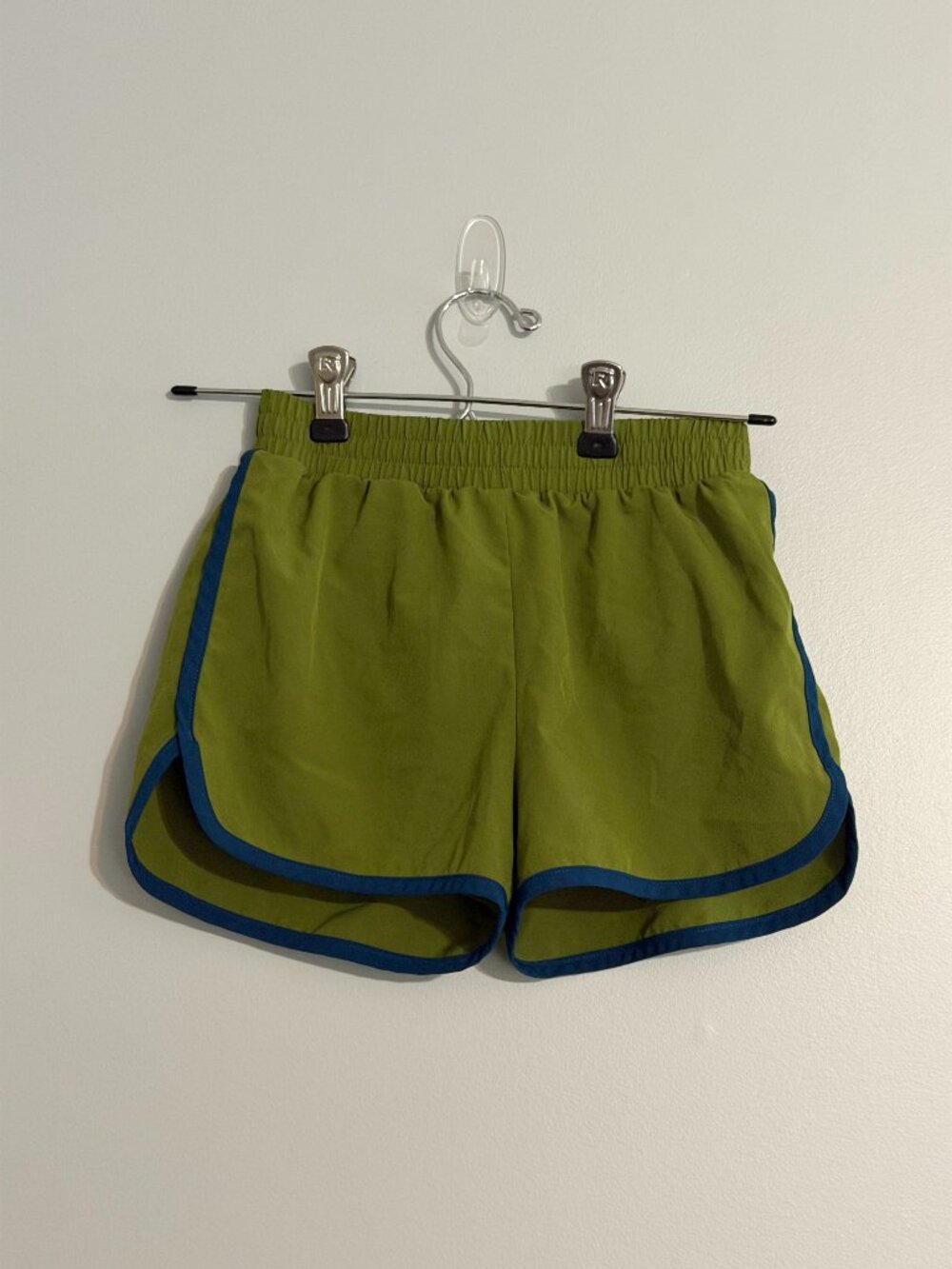 Amazon Essentials Athletic Shorts | Size M/8 | Green